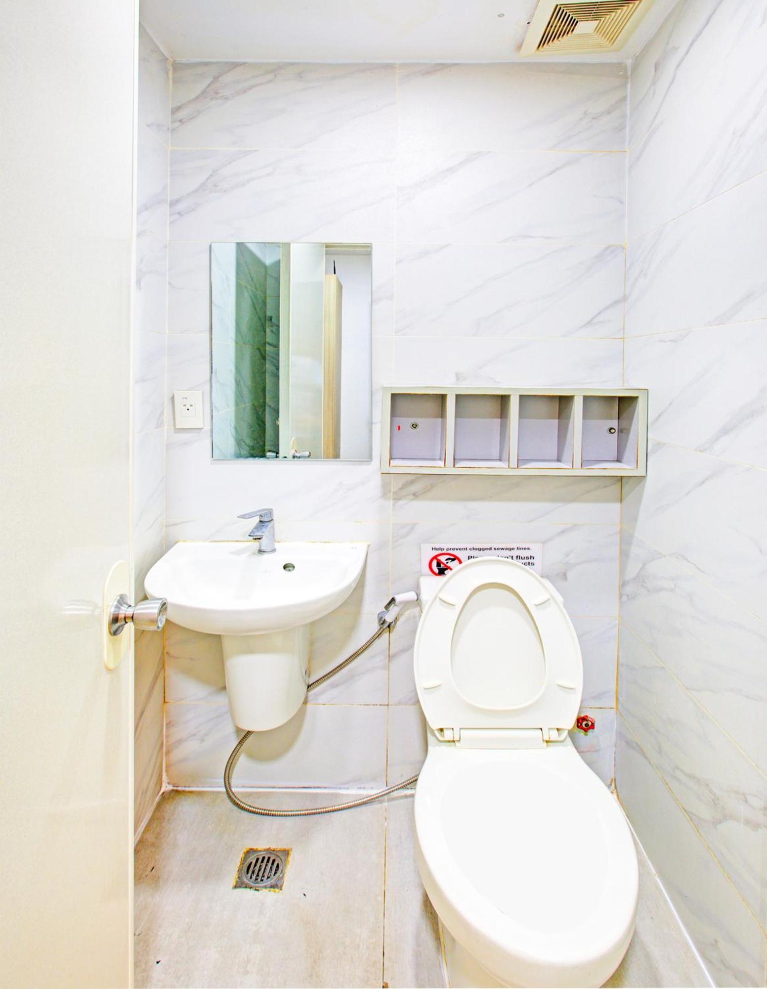เรดดอร์ซ พลัส แอท 1318 เรสซิเดนซ์ Hotel มะนิลา ภายนอก รูปภาพ
